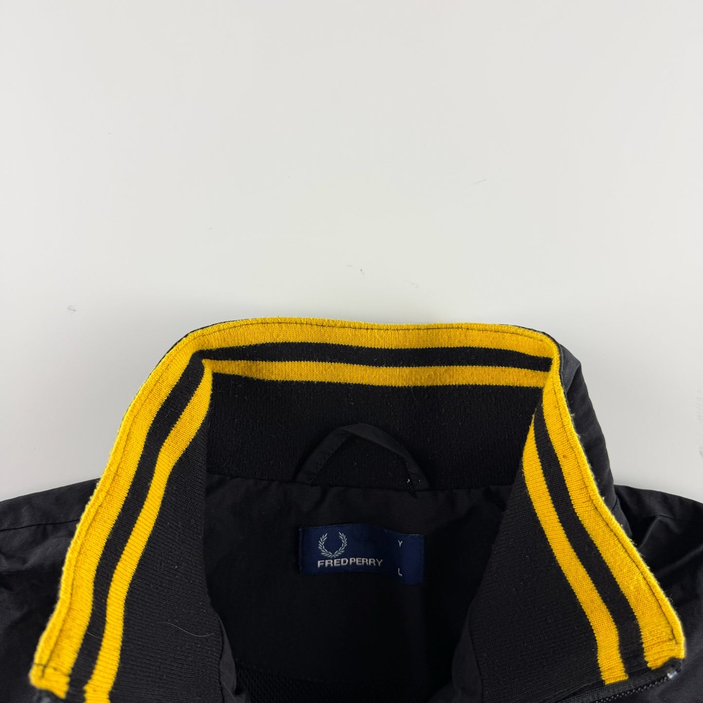 Fred Perry Trackjacket (S)