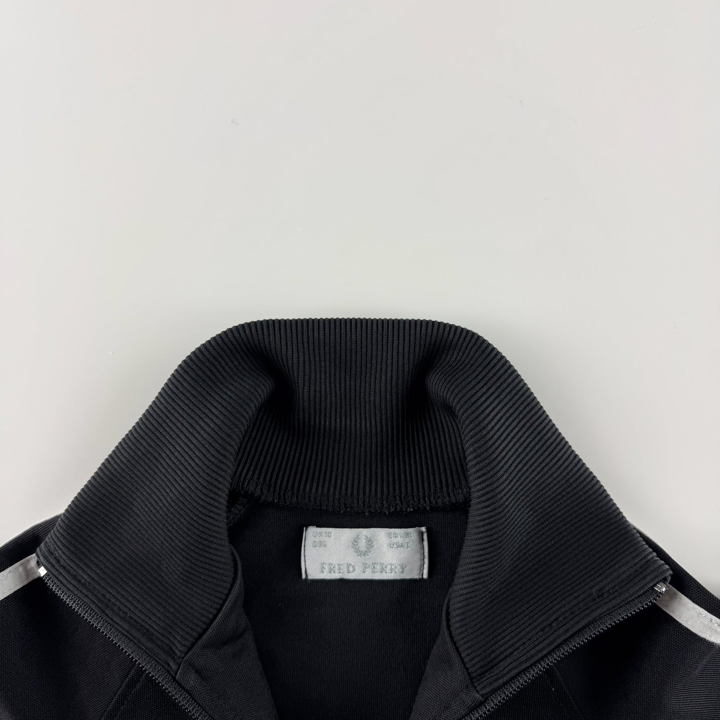 Fred Perry Trackjacket (XS)