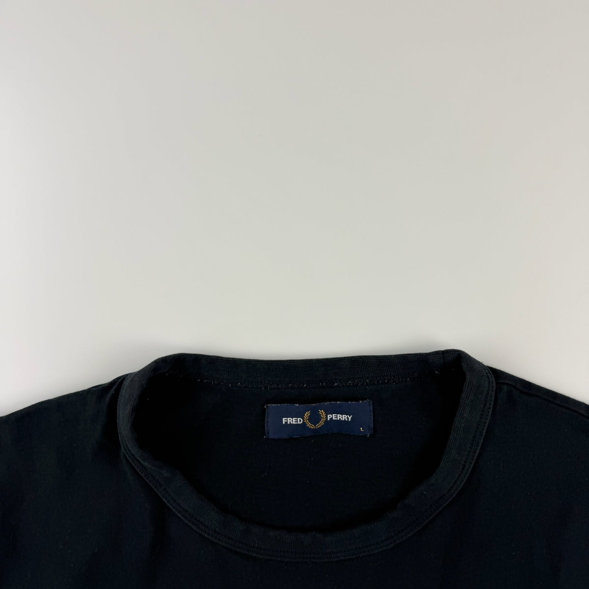Fred Perry Tshirt (L)