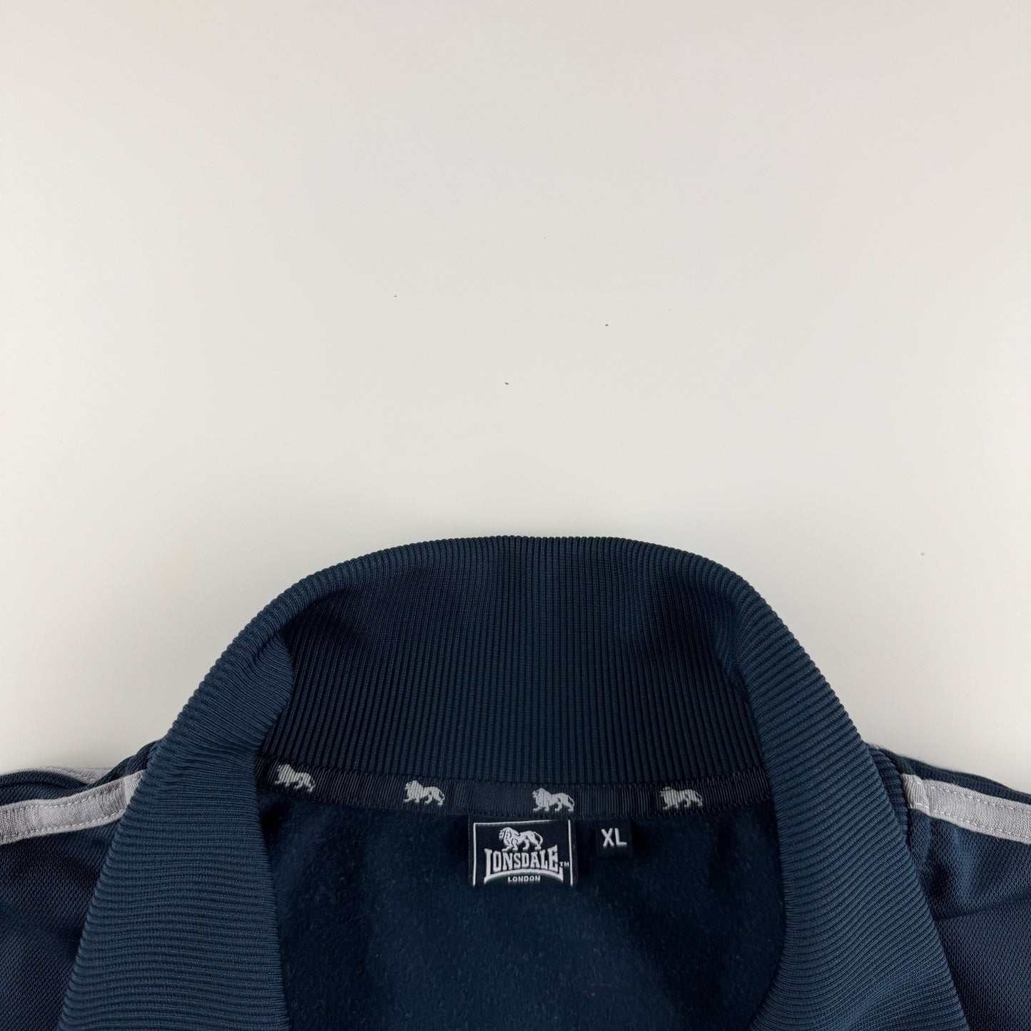 Lonsdale Trackjacket (XL)