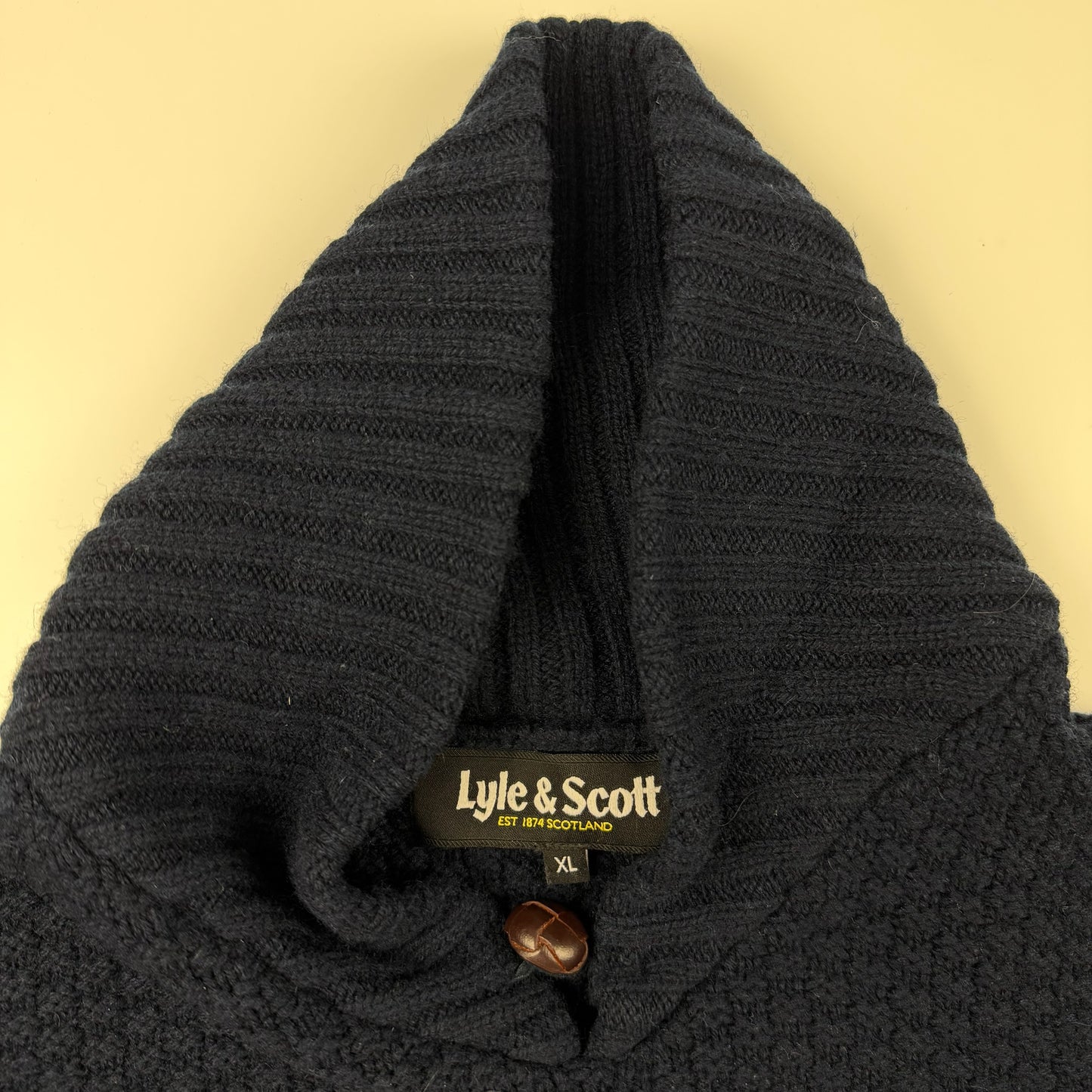 Lyle & Scott Pulli (XL)