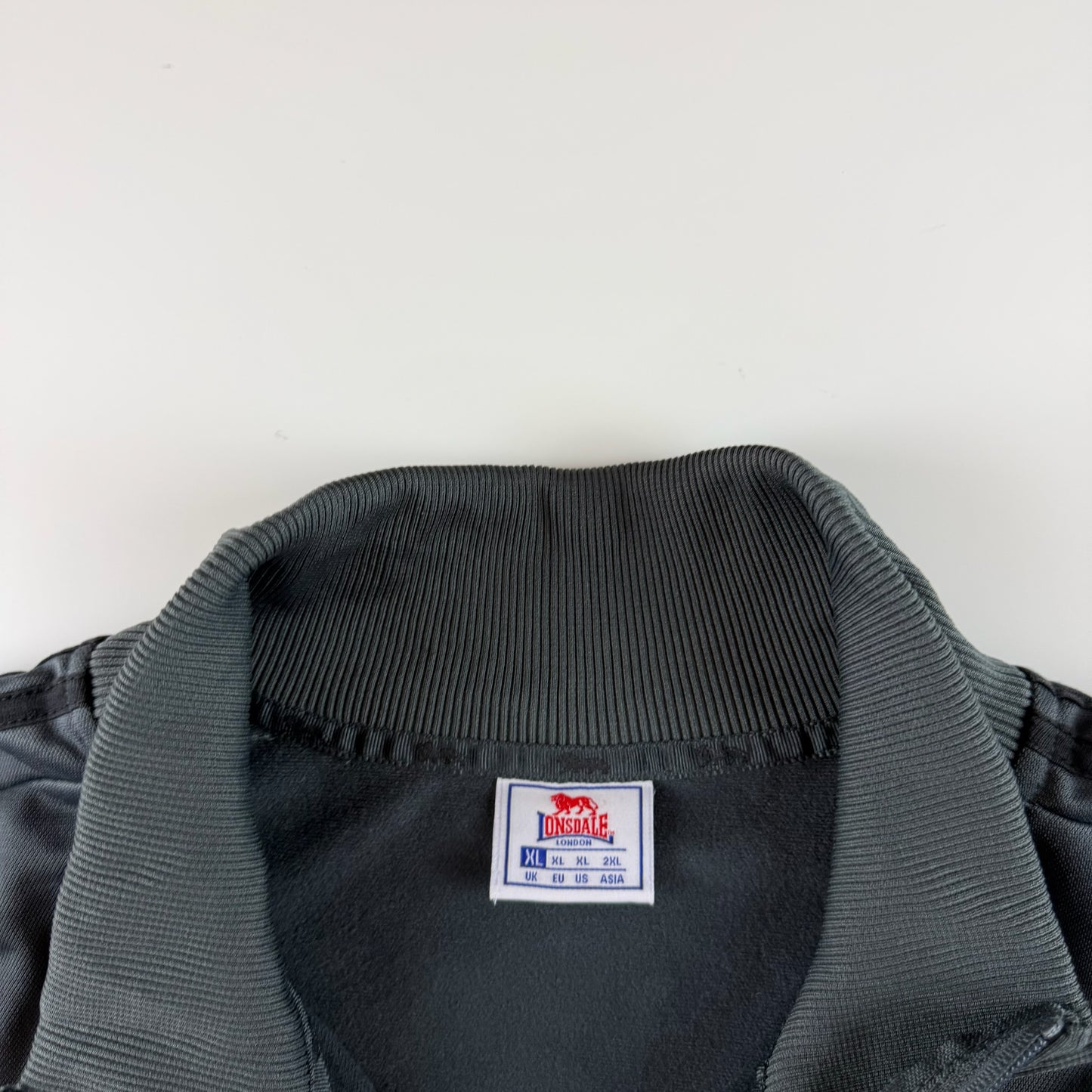 Lonsdale Trackjacket (XL)