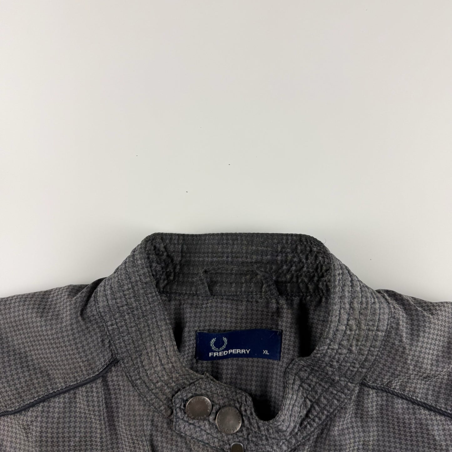 Fred Perry Trackjacket (XL)