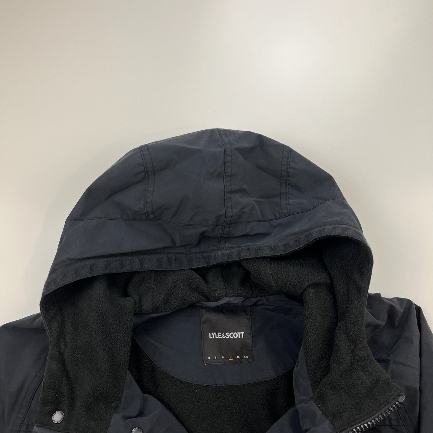 Lyle & Scott Parker (L)