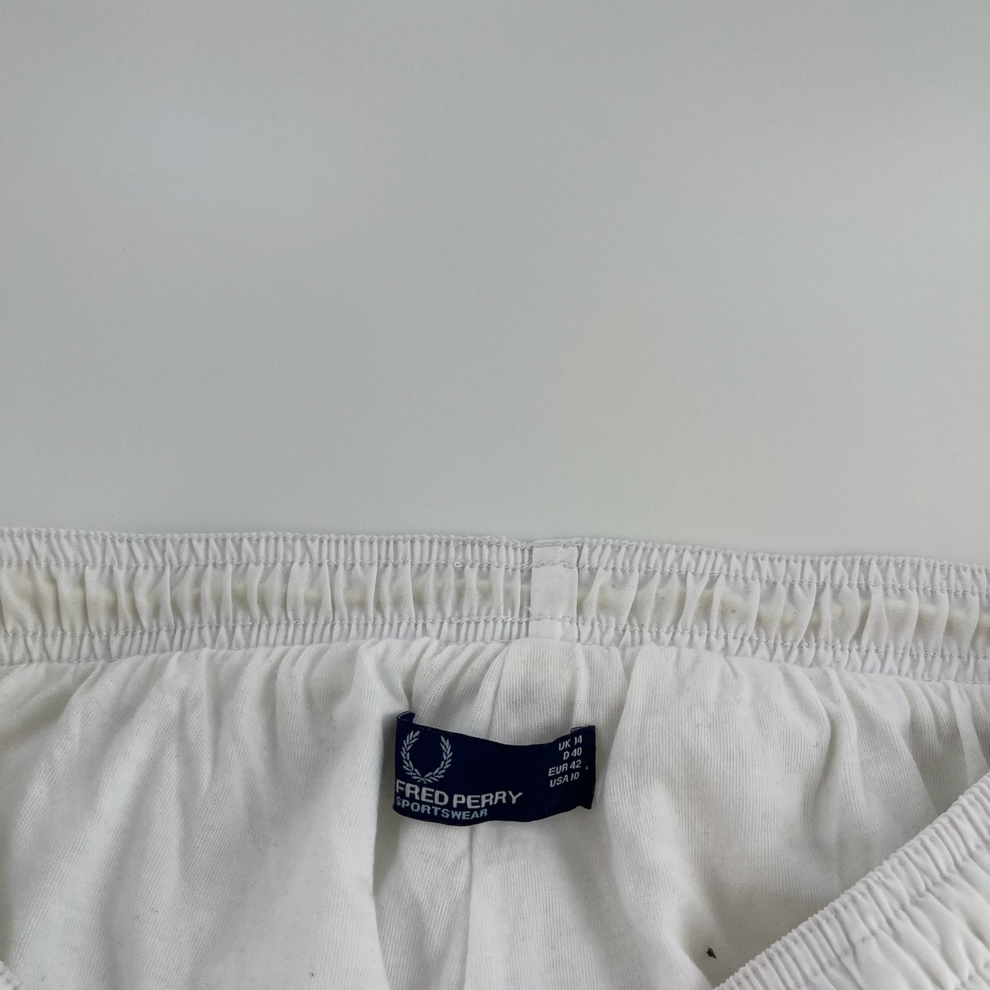 Fred Perry Trackpants (XS)