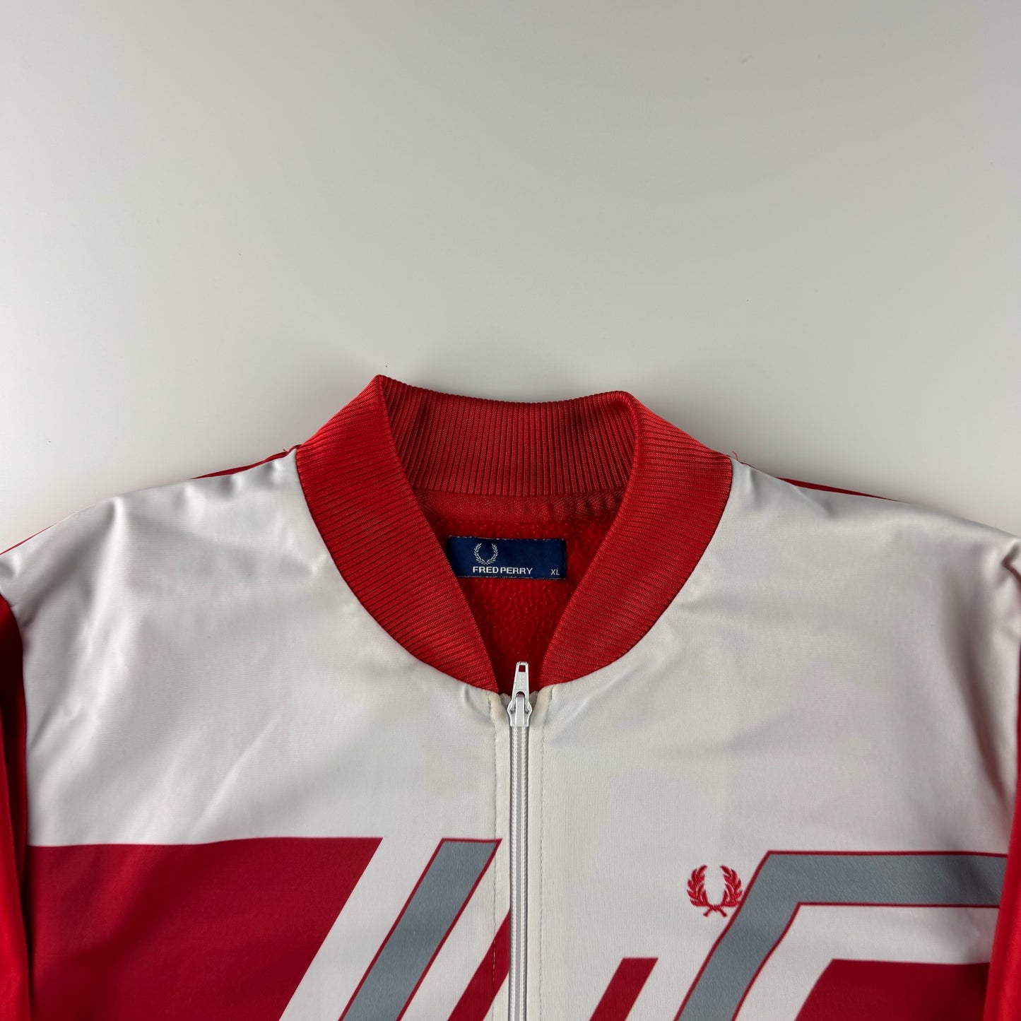 Fred Perry Trackjacket (XL)