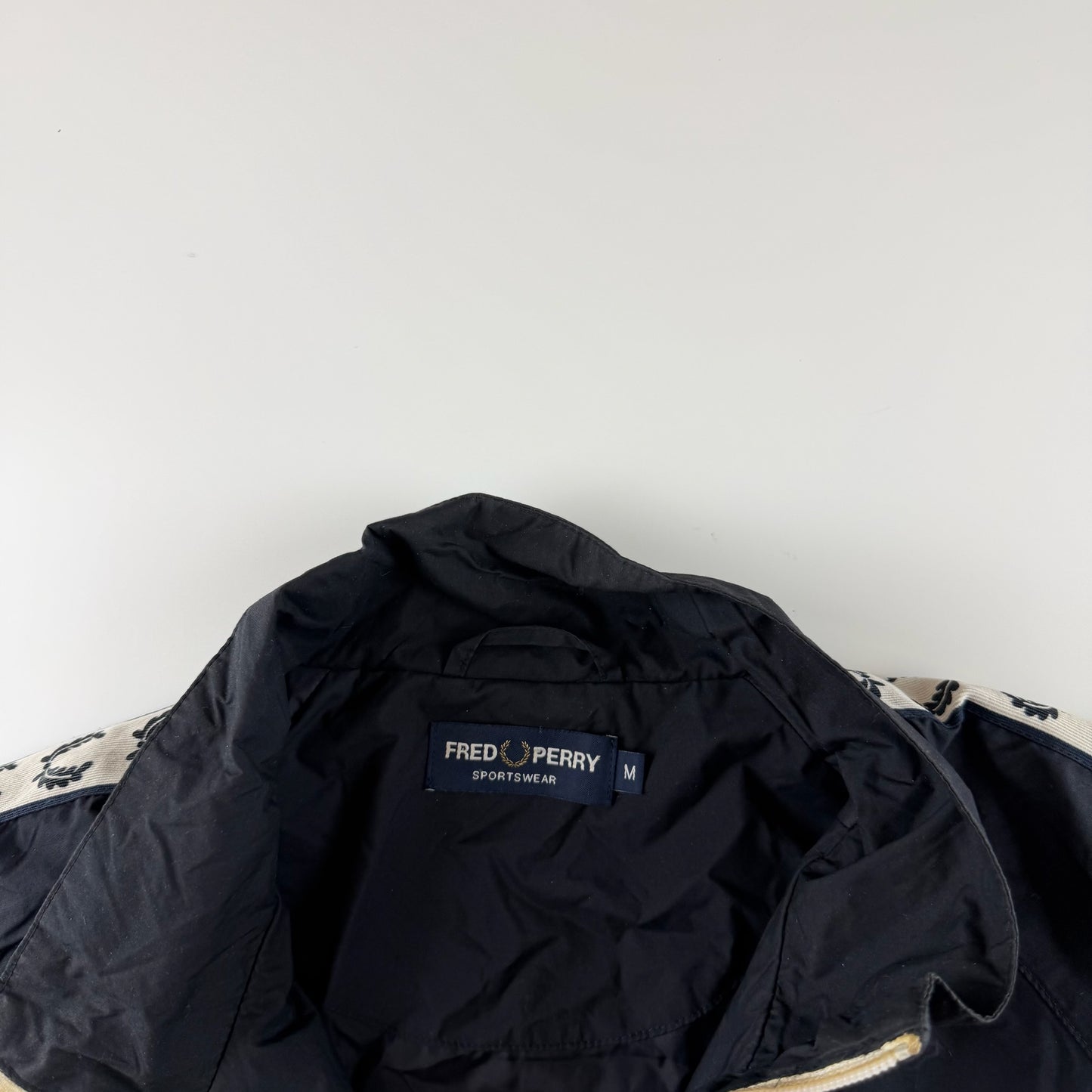 Fred Perry Trackjacket (M)