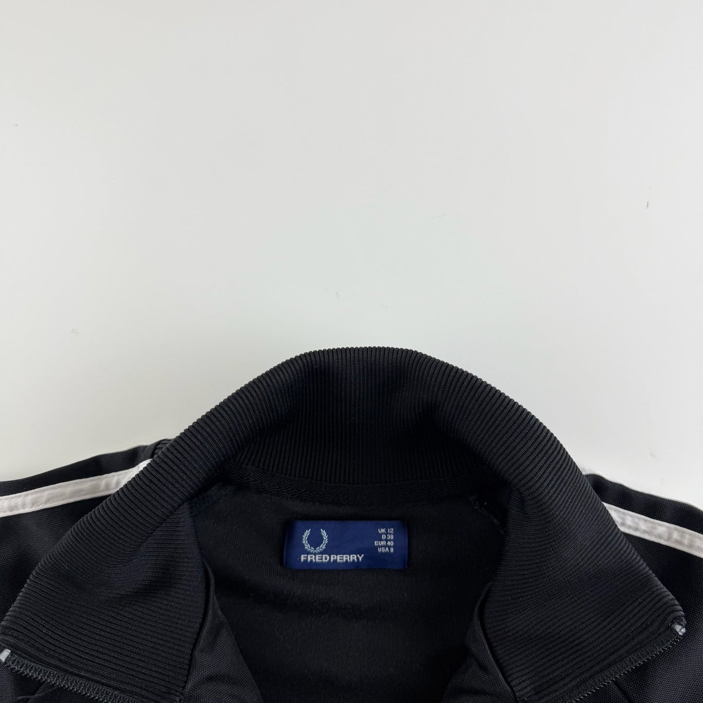 Fred Perry Trackjacket (S)