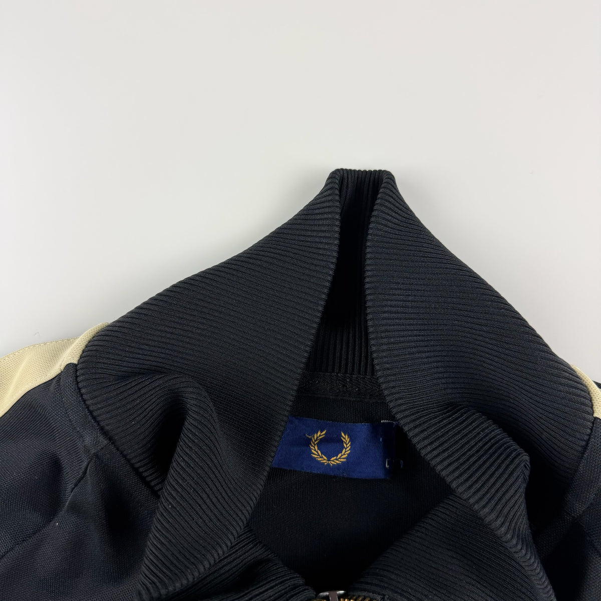 Fred Perry Trackjacket (L)