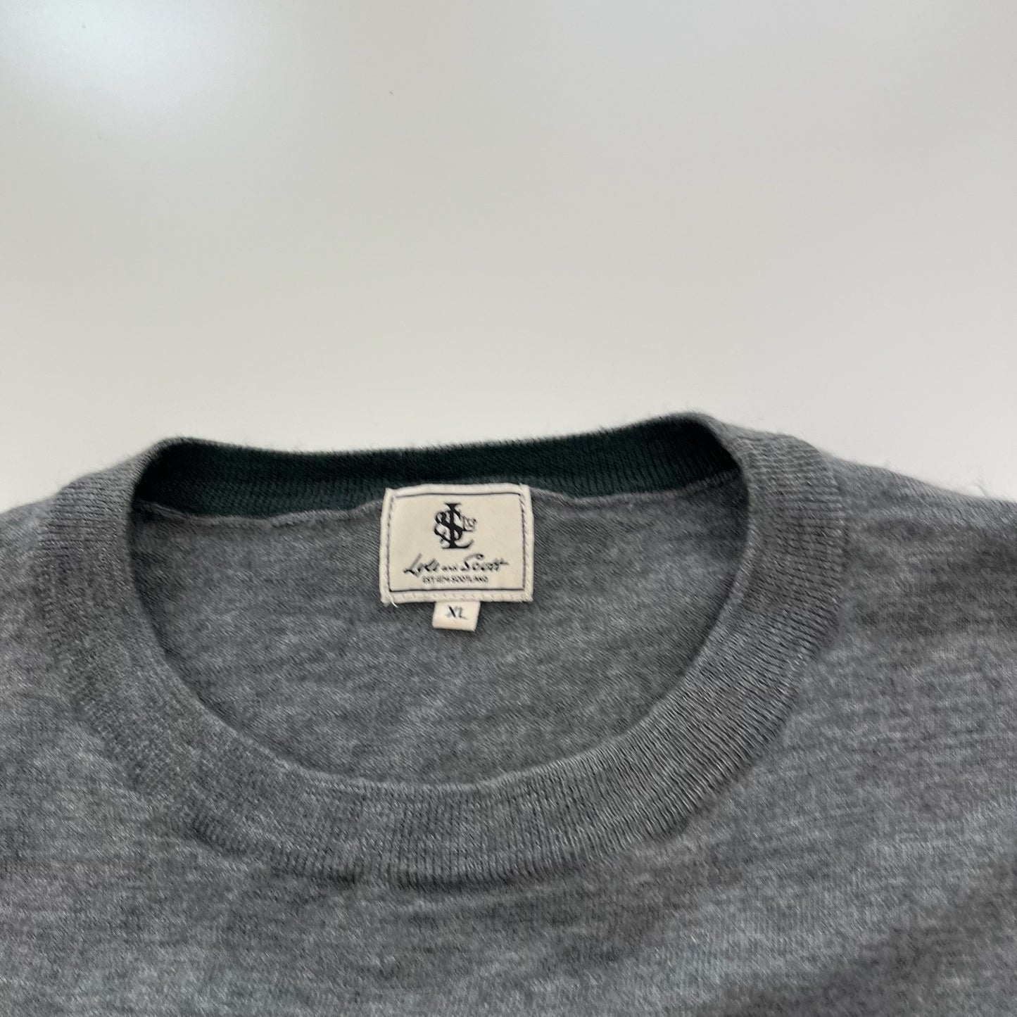 Lyle & Scott Pulli (XL)