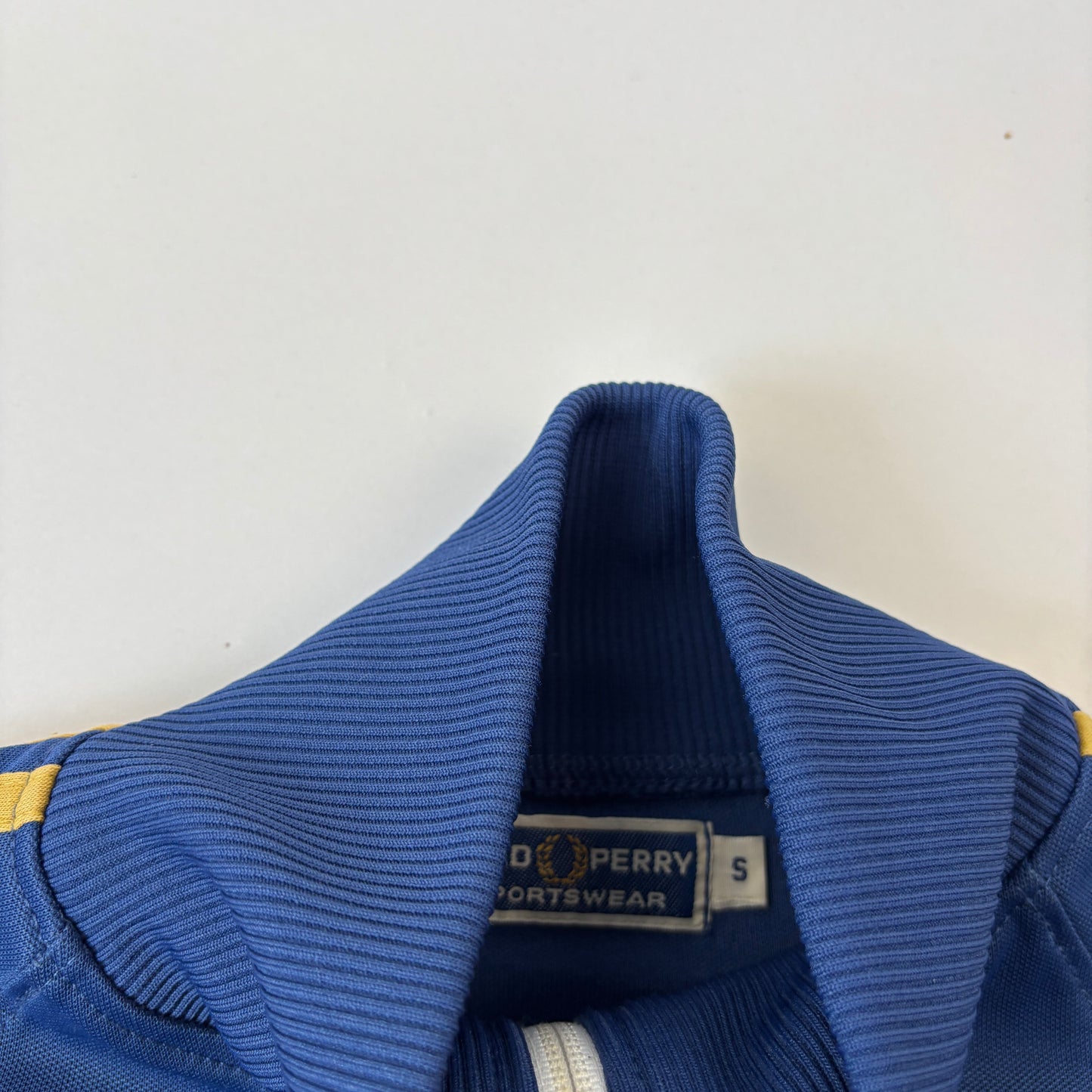 Fred Perry Trackjacket (S)