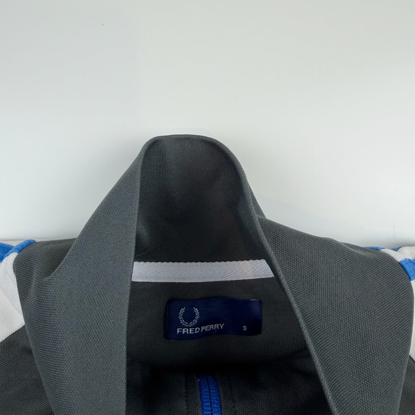 Fred Perry Trackjacket (S)