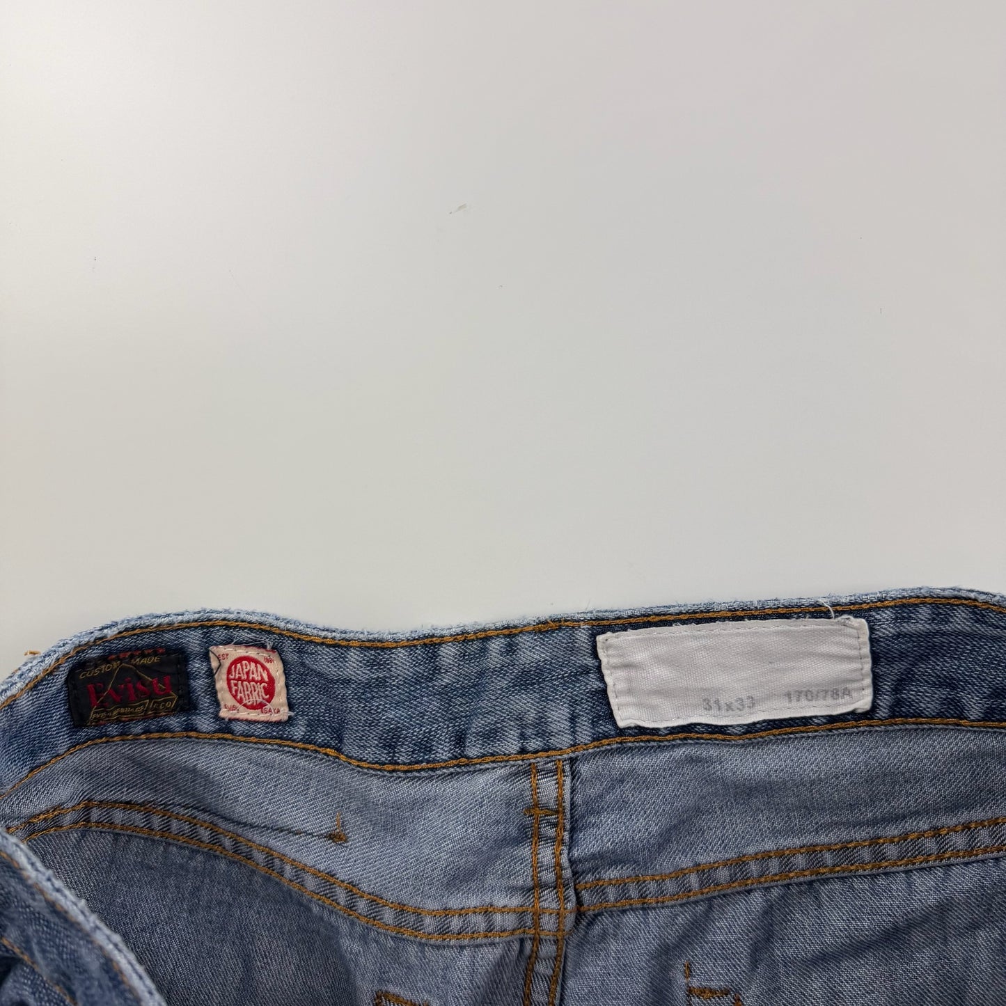 Evisu Jeans (M)