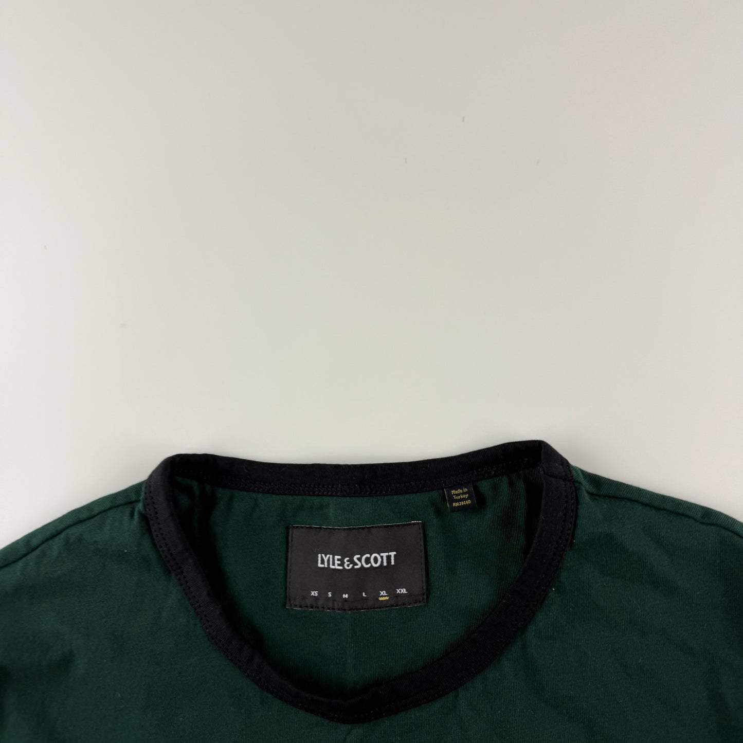 Lyle & Scott T-Shirt (XL)