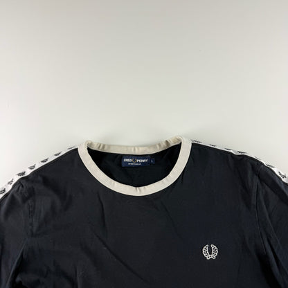 Fred Perry T-Shirt (L)