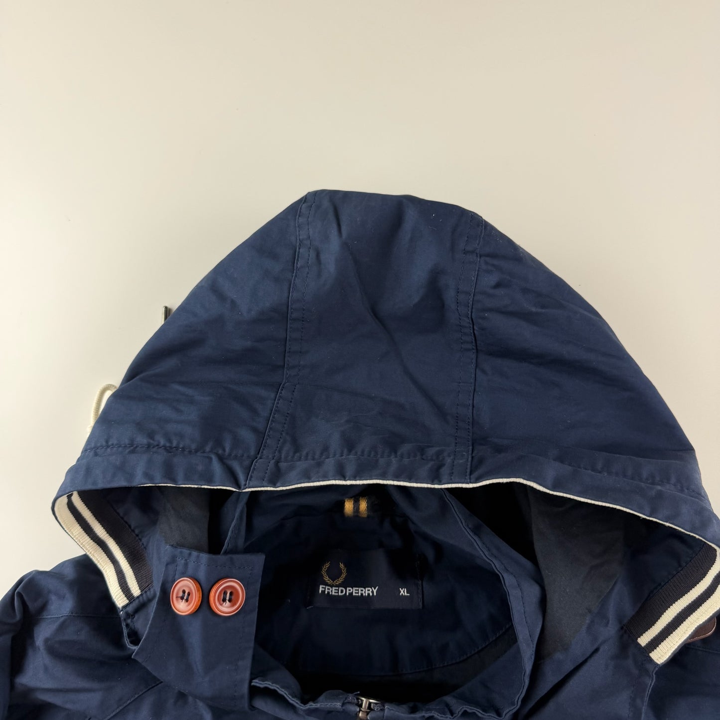 Fred Perry Jacke (XL)