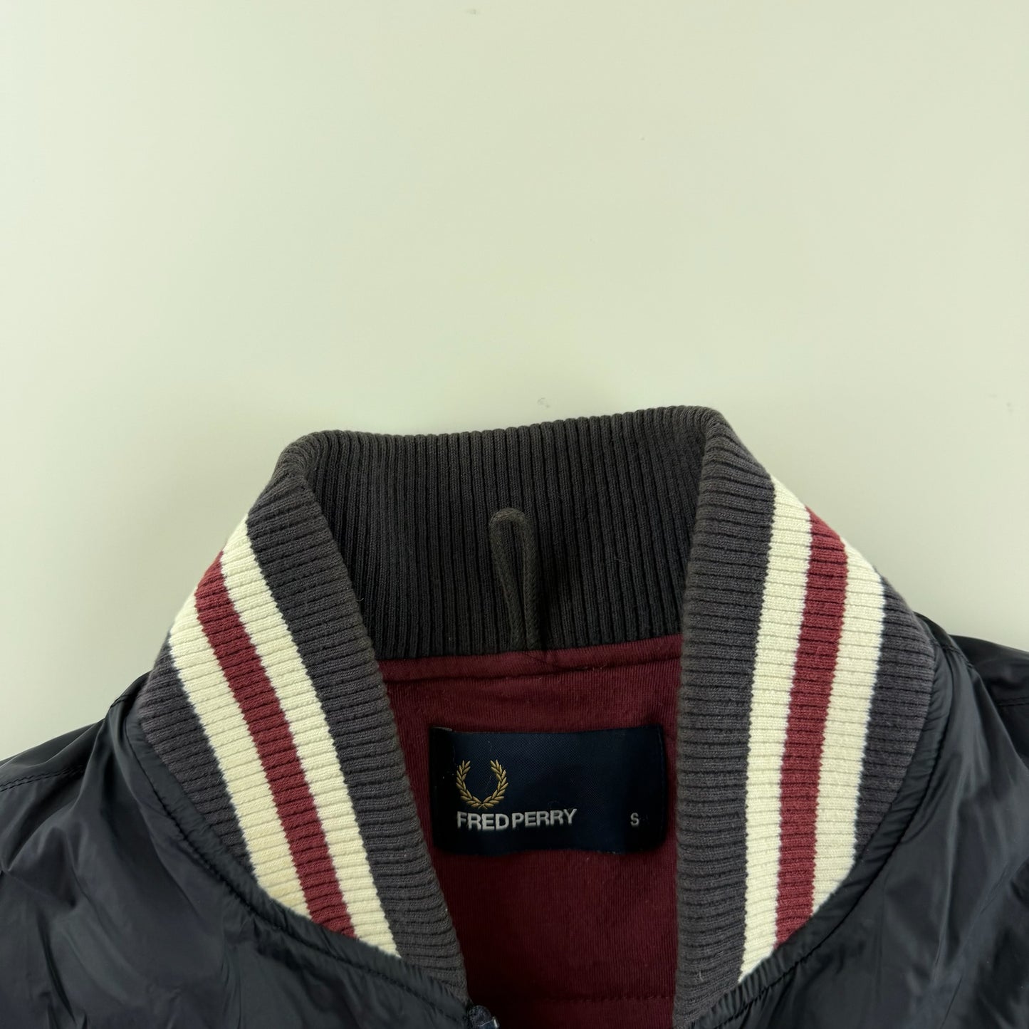 Fred Perry Trackjacket (S)