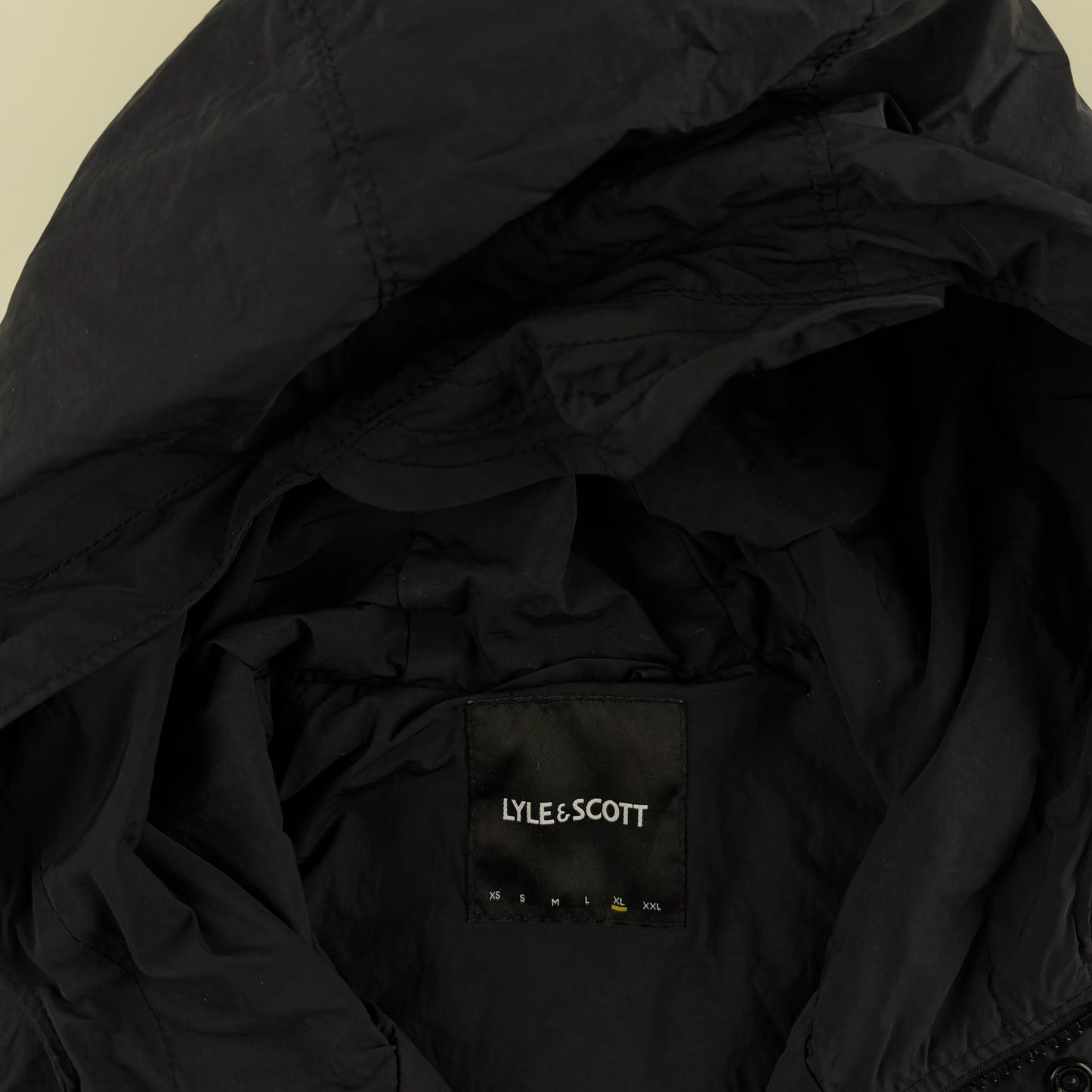 Lyle & Scott Parker (XL)