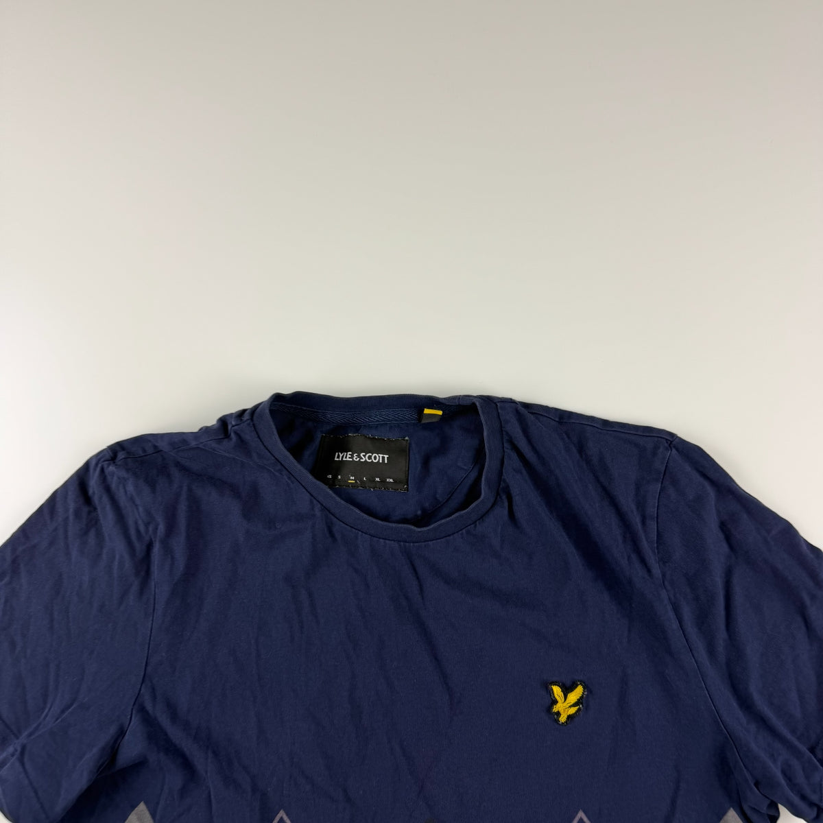 Lyle & Scott Tshirt (M)