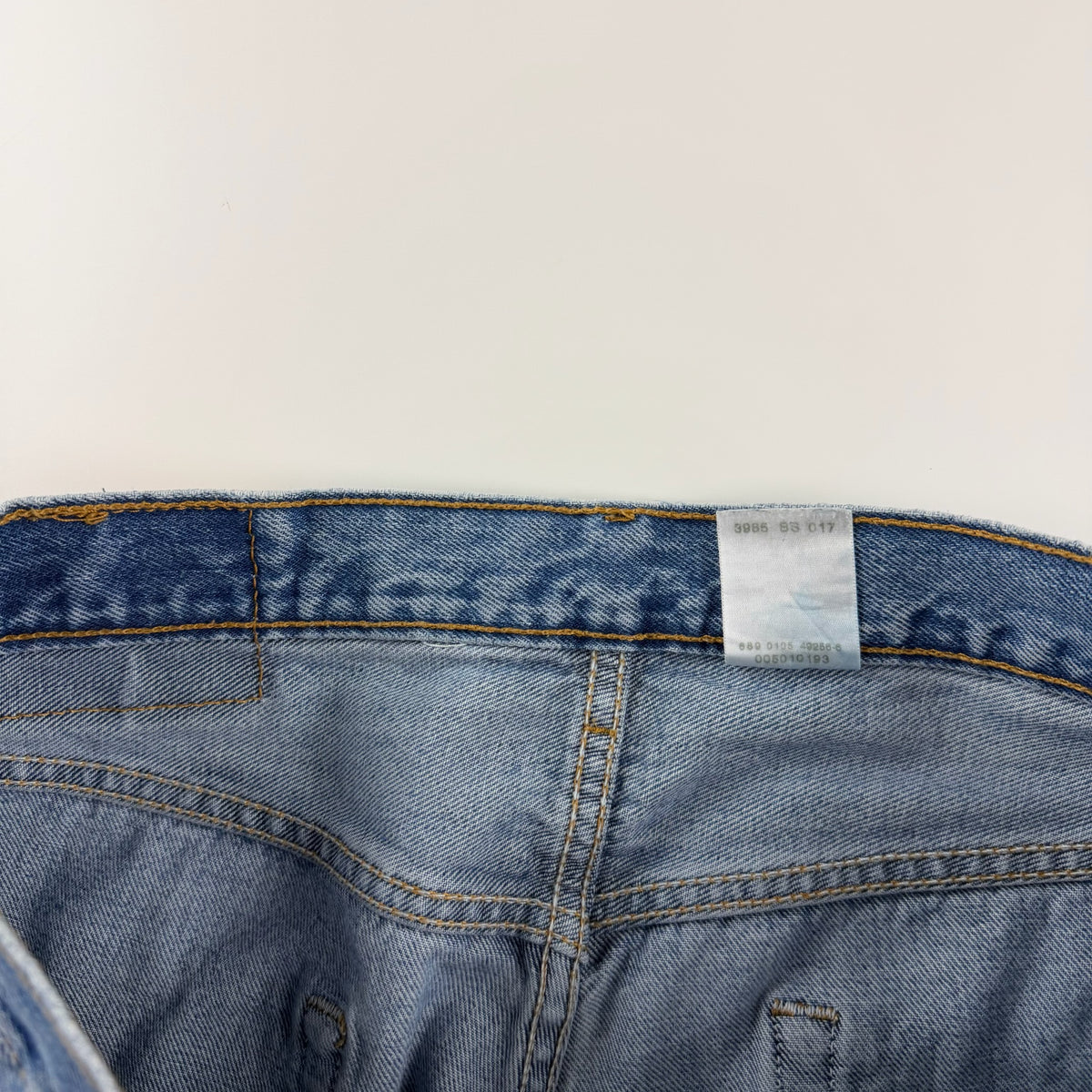 Levi’s Jeans (M)