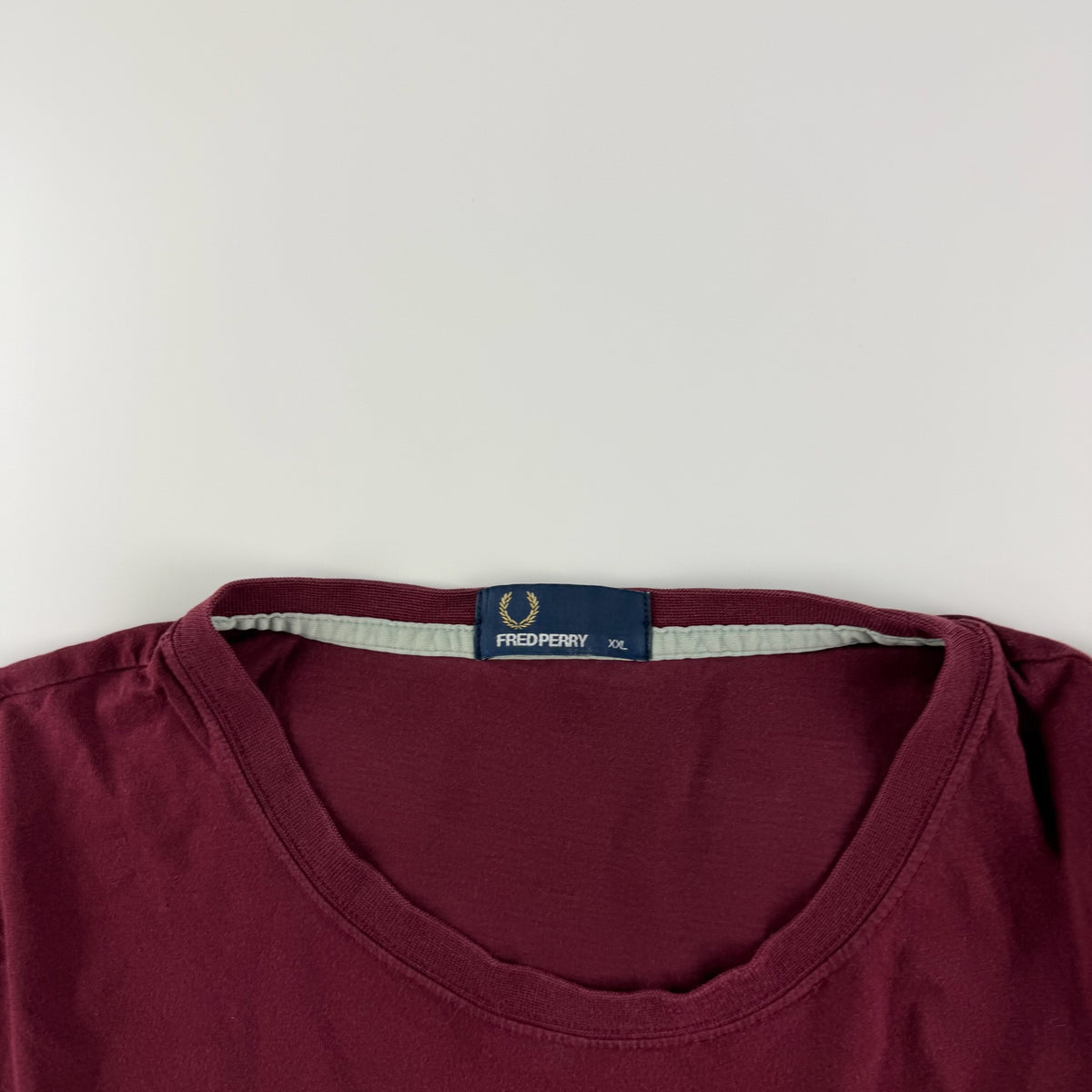 Fred Perry Tshirt (XXL)