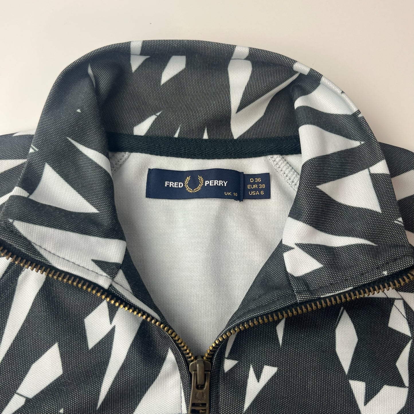 Fred Perry Trackjacket (XS)