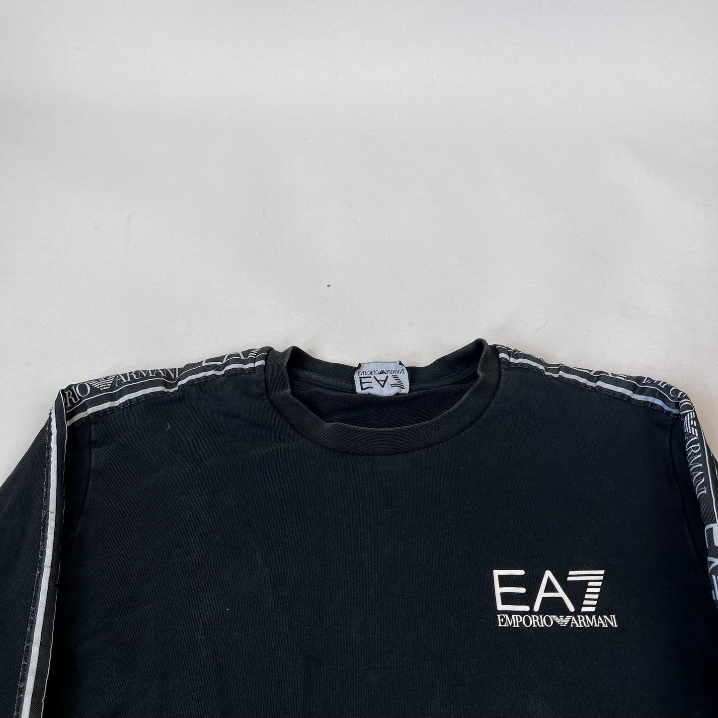 Armani Pulli (M)