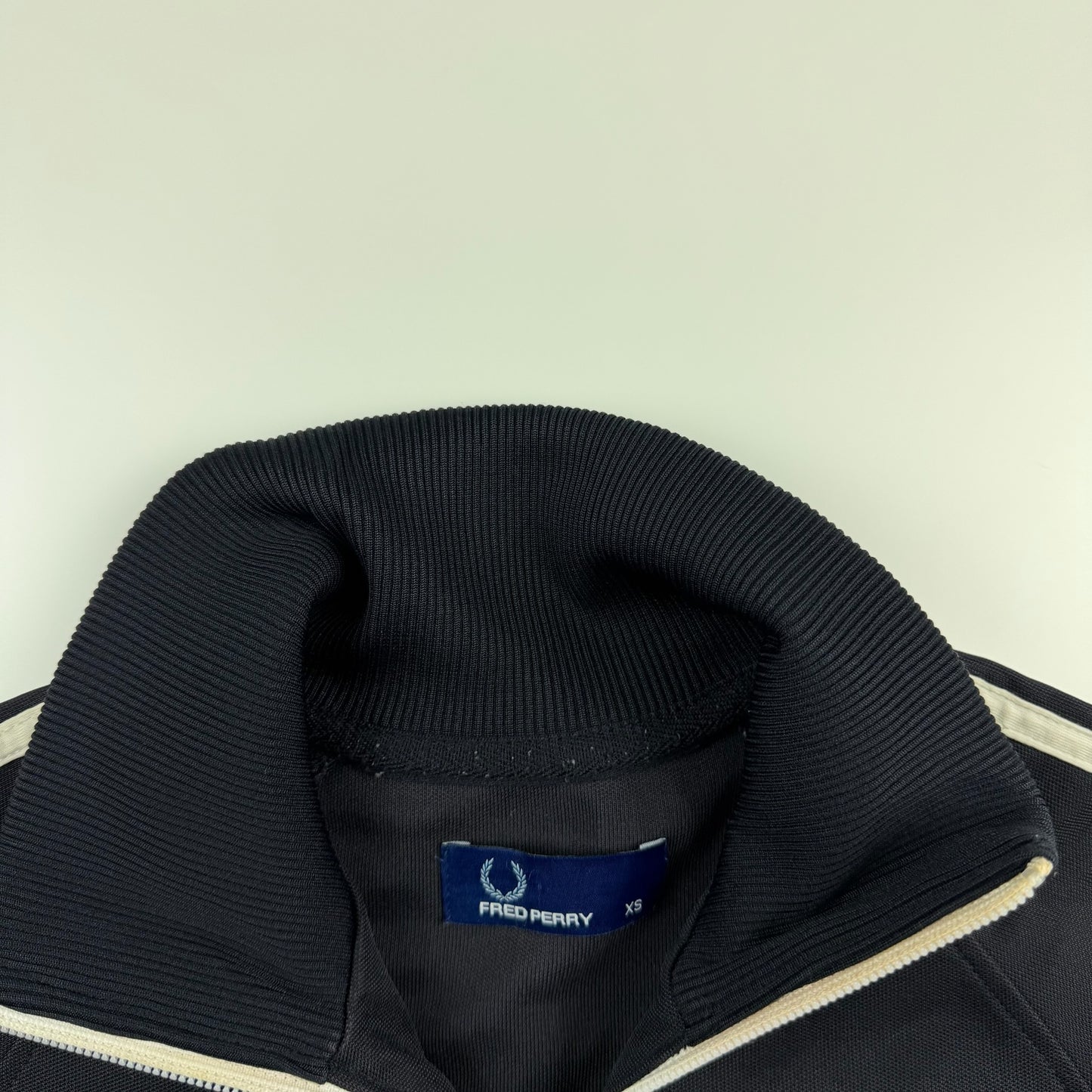 Fred Perry Trackjacket (XS)