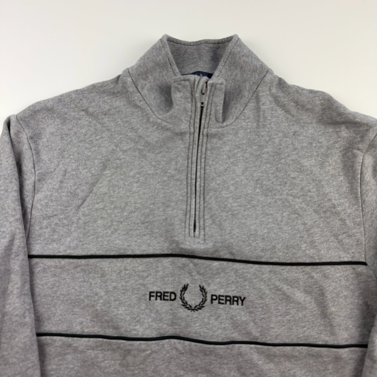Fred Perry Pulli (L)