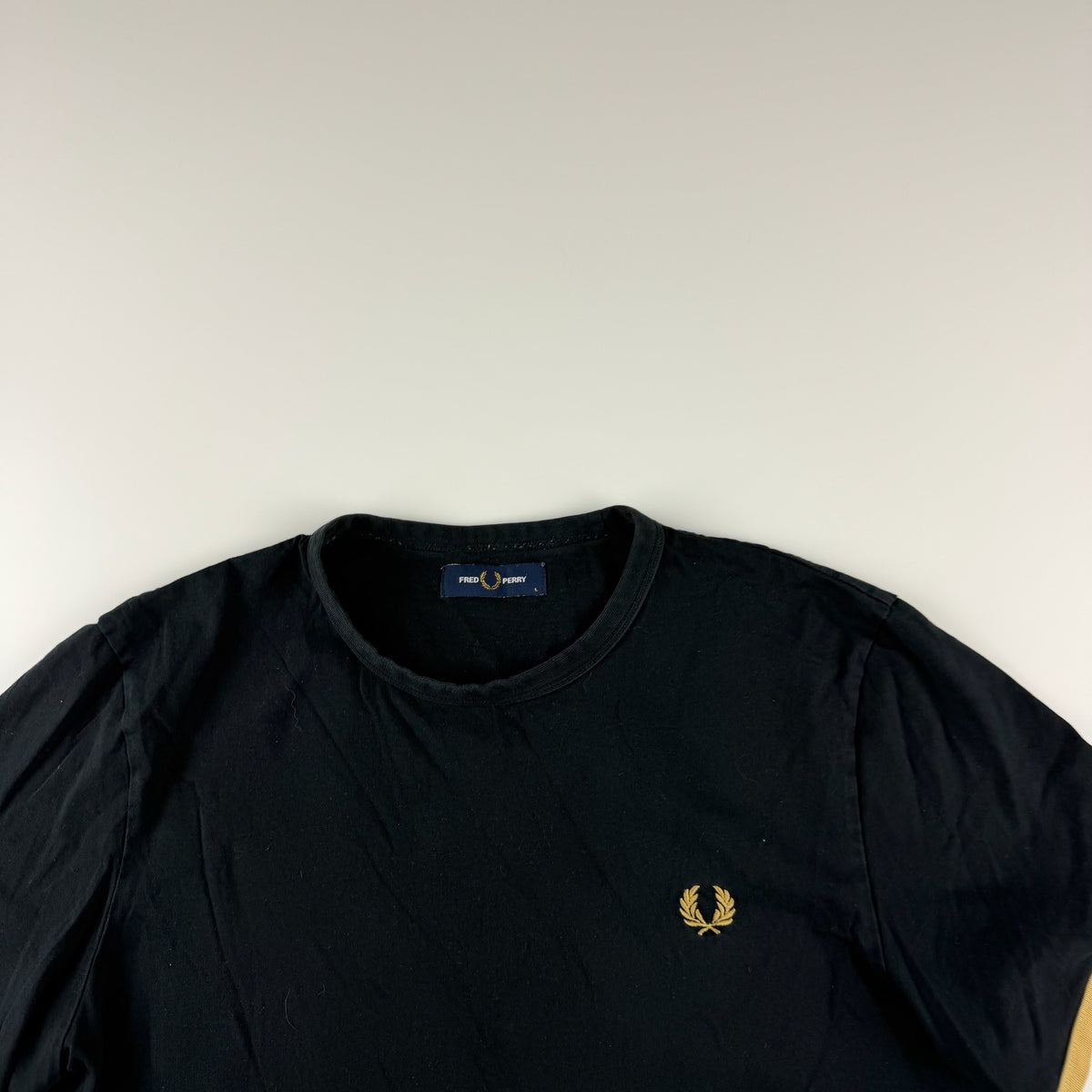 Fred Perry Tshirt (L)