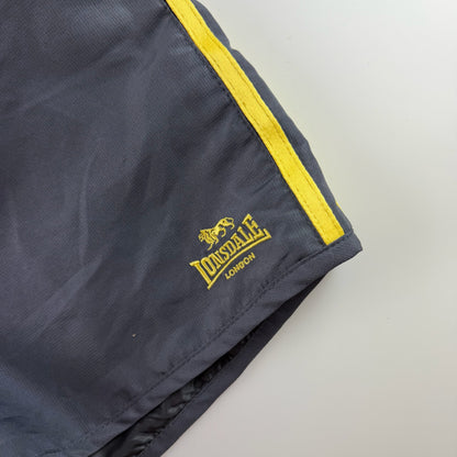 Lonsdale Shorts  (XS)