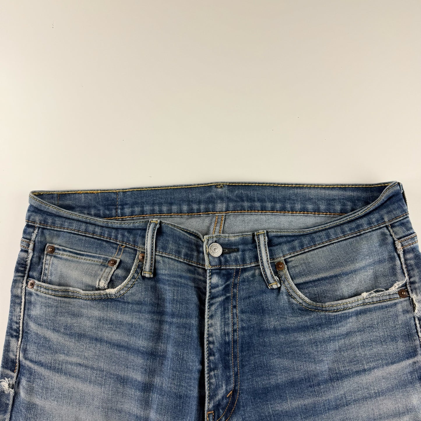 Levi’s Jeans (M)