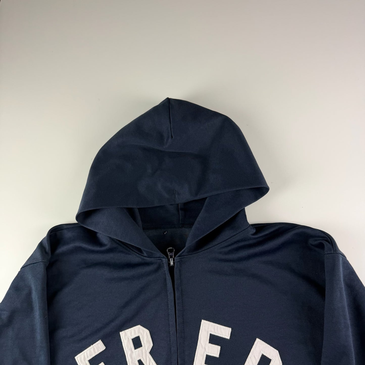 Fred Perry Jacke (XL)