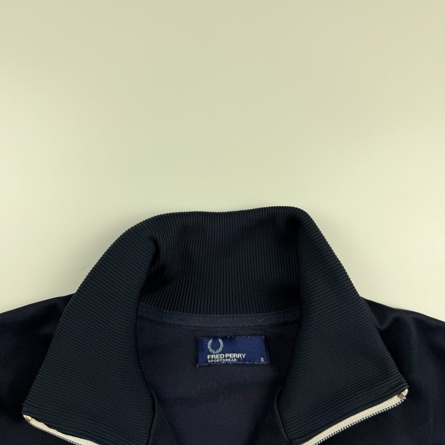 Fred Perry Trackjacket (S)