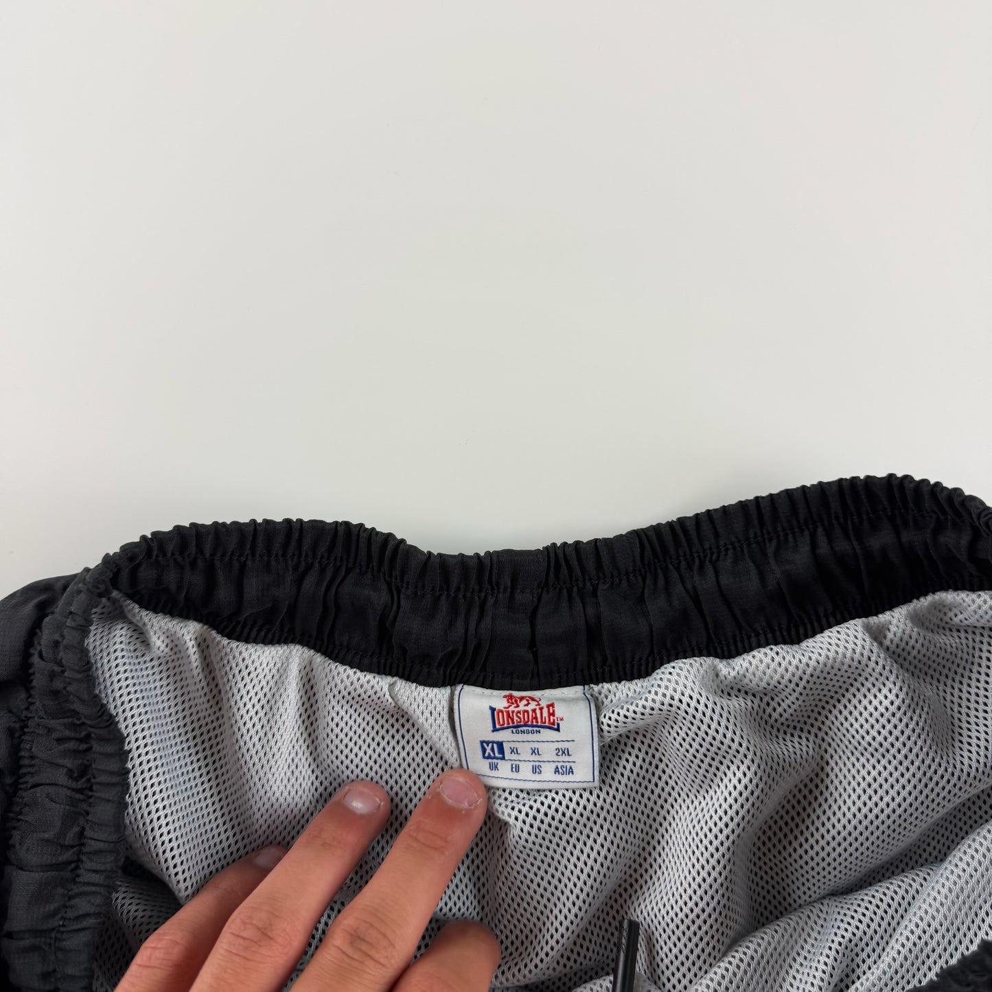Lonsdale Shorts (XL)