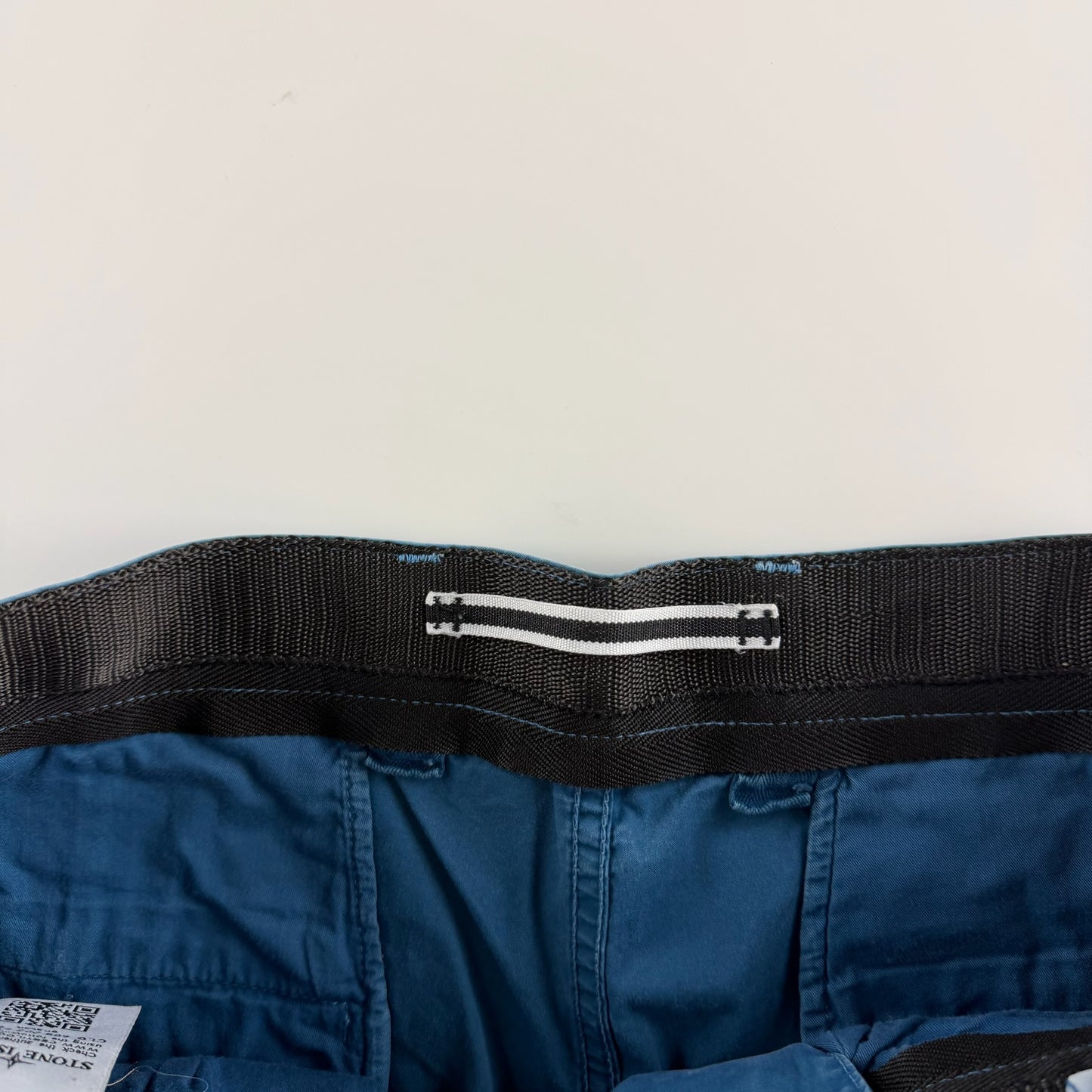 Stone Island Shorts (L)