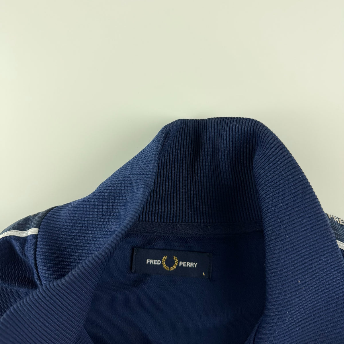 Fred Perry Trackjacket (L)