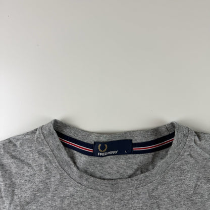 Fred Perry Tshirt (L)