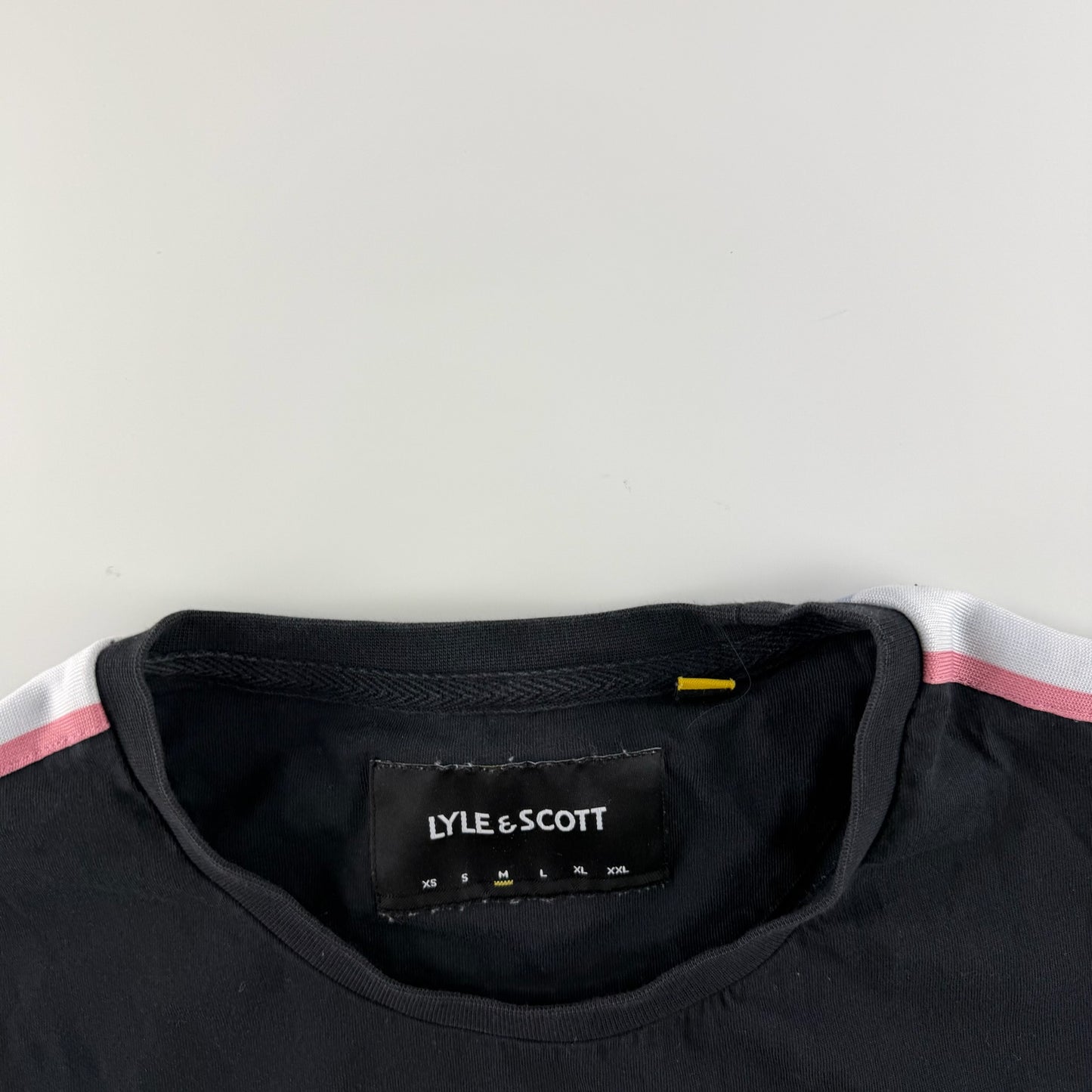 Lyle & Scott Tshirt (M)
