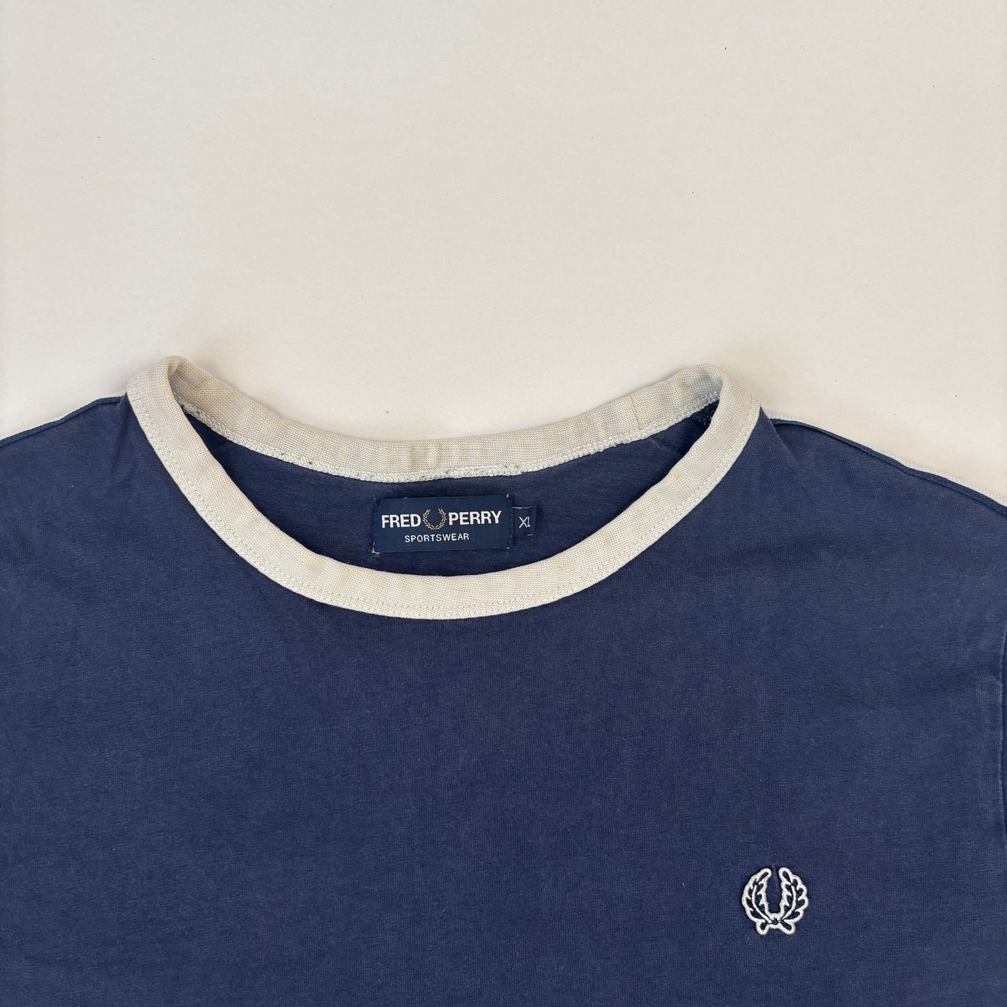 Fred Perry T-Shirt (XL)