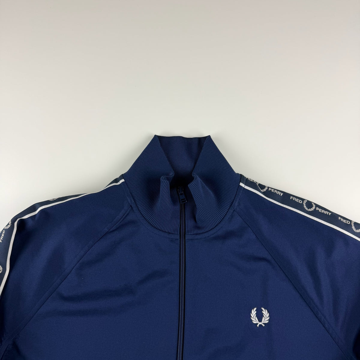 Fred Perry Trackjacket (L)