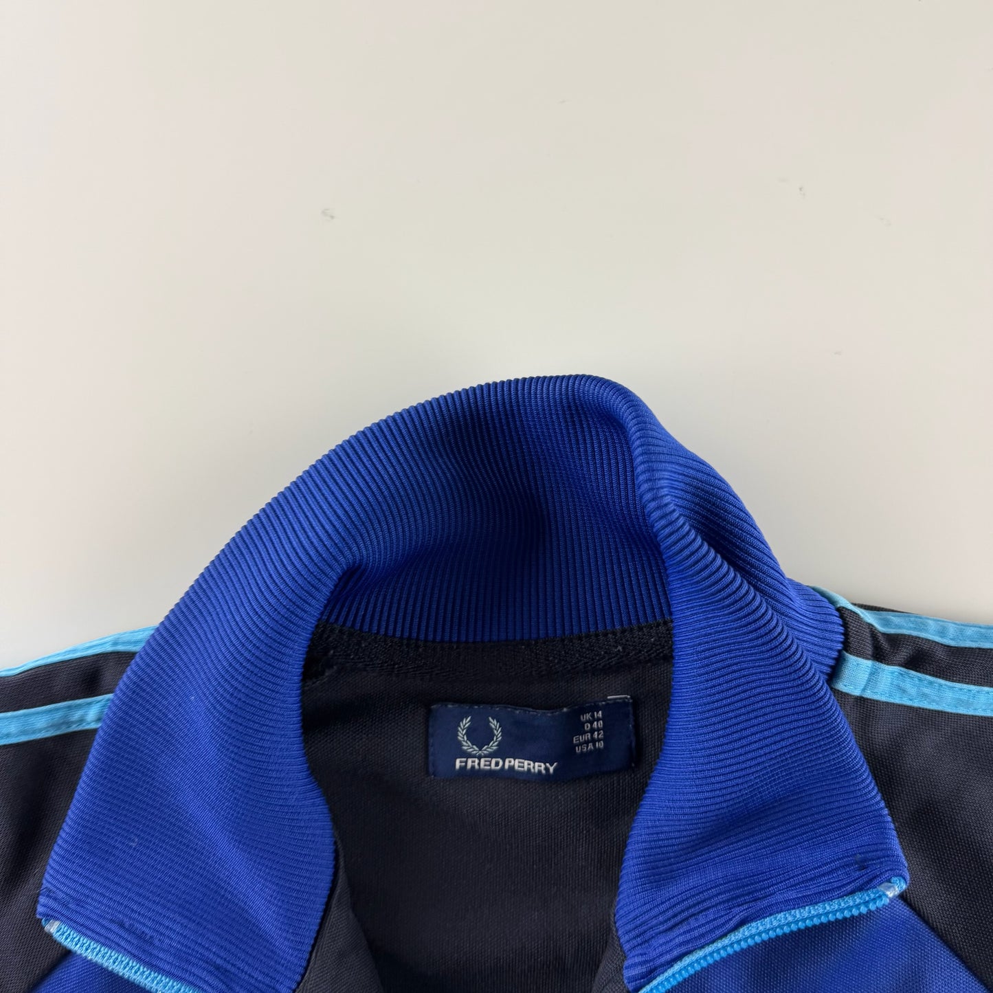 Fred Perry Trackjacket (S)