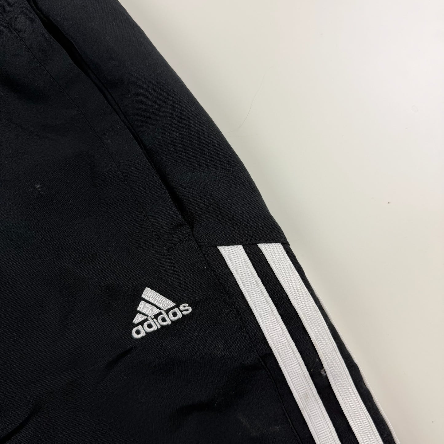 Adidas Shorts (M)