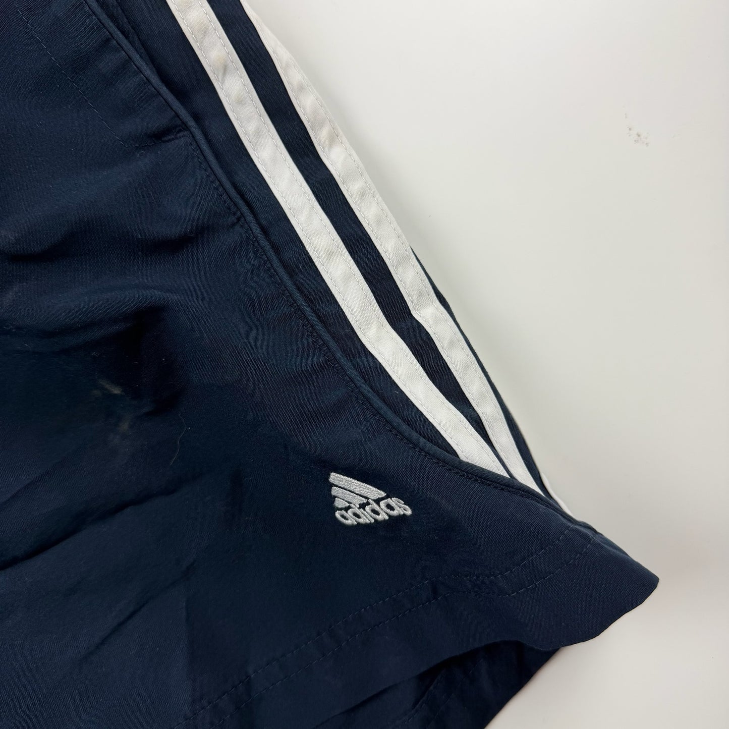 Adidas Shorts (L)