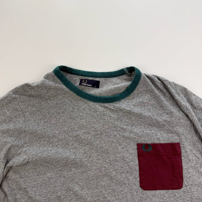 Fred Perry T-Shirt (XL)