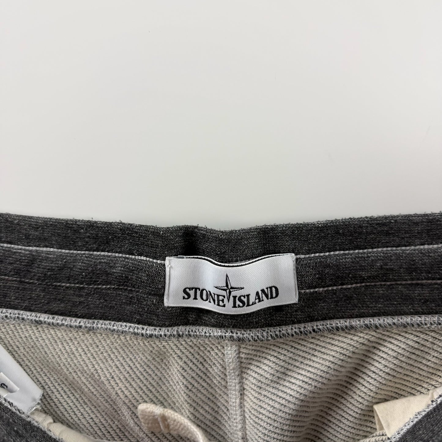 Stone Island Shorts (M)