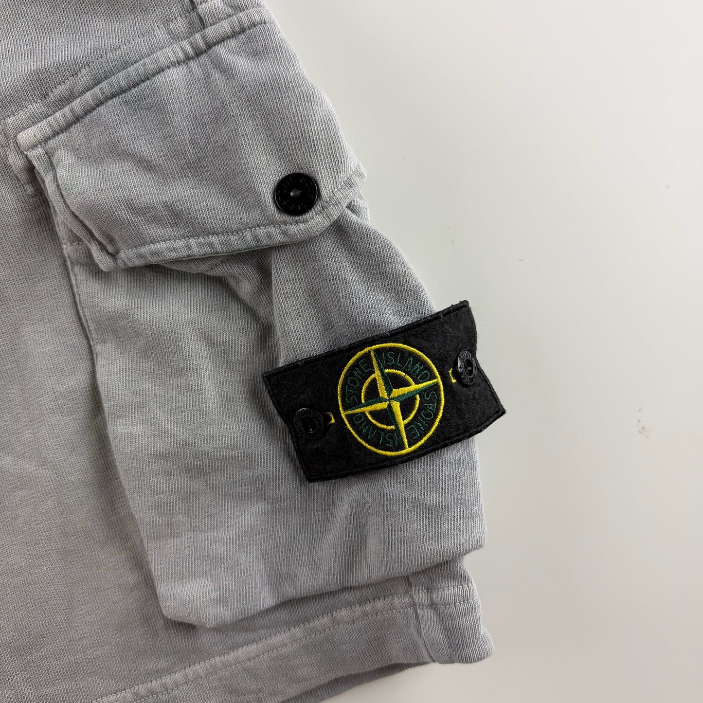 Stone Island Shorts (L)