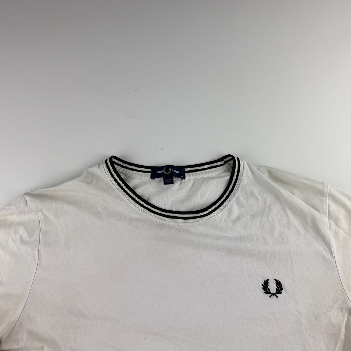 Fred Perry Tshirt (XL)
