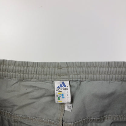 Adidas Shorts (XL)