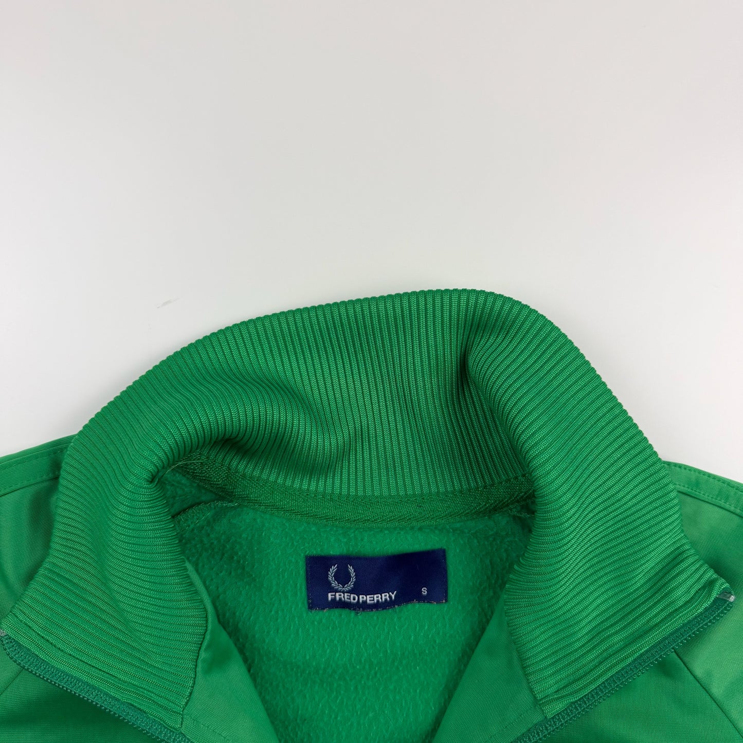 Fred Perry Trackjacket (S)